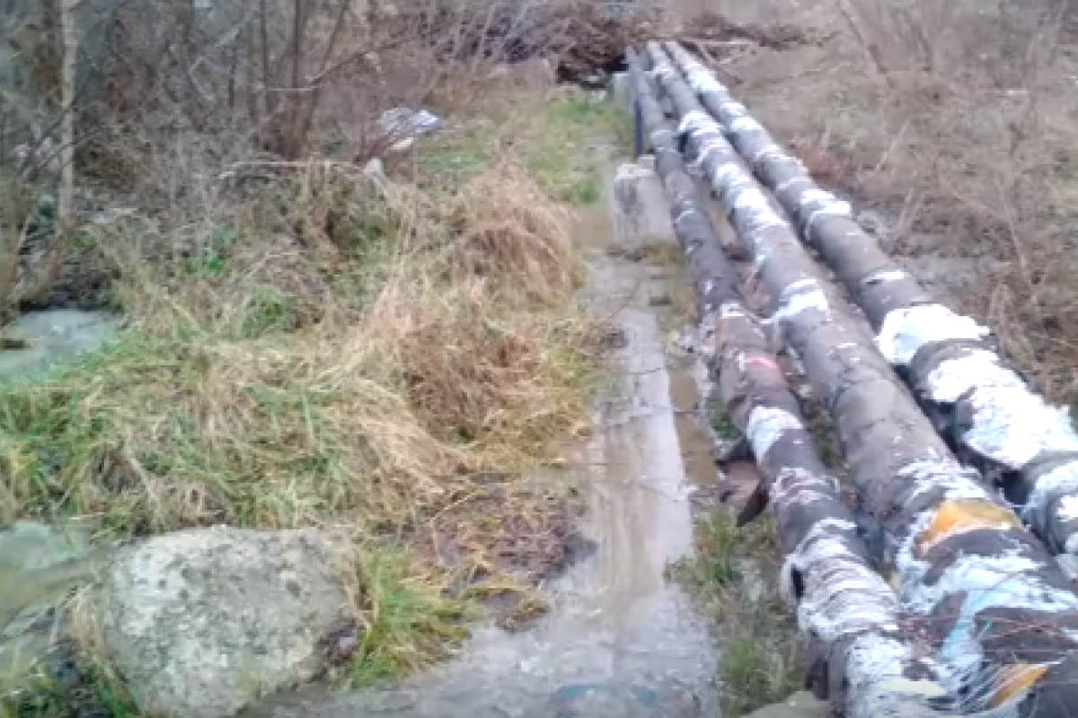 "Когда что-то изменится?!": В Лисичанске разливы нечистот грозят катастрофой "Когда что-то изменится?!": В Лисичанске разливы нечистот грозят катастрофой