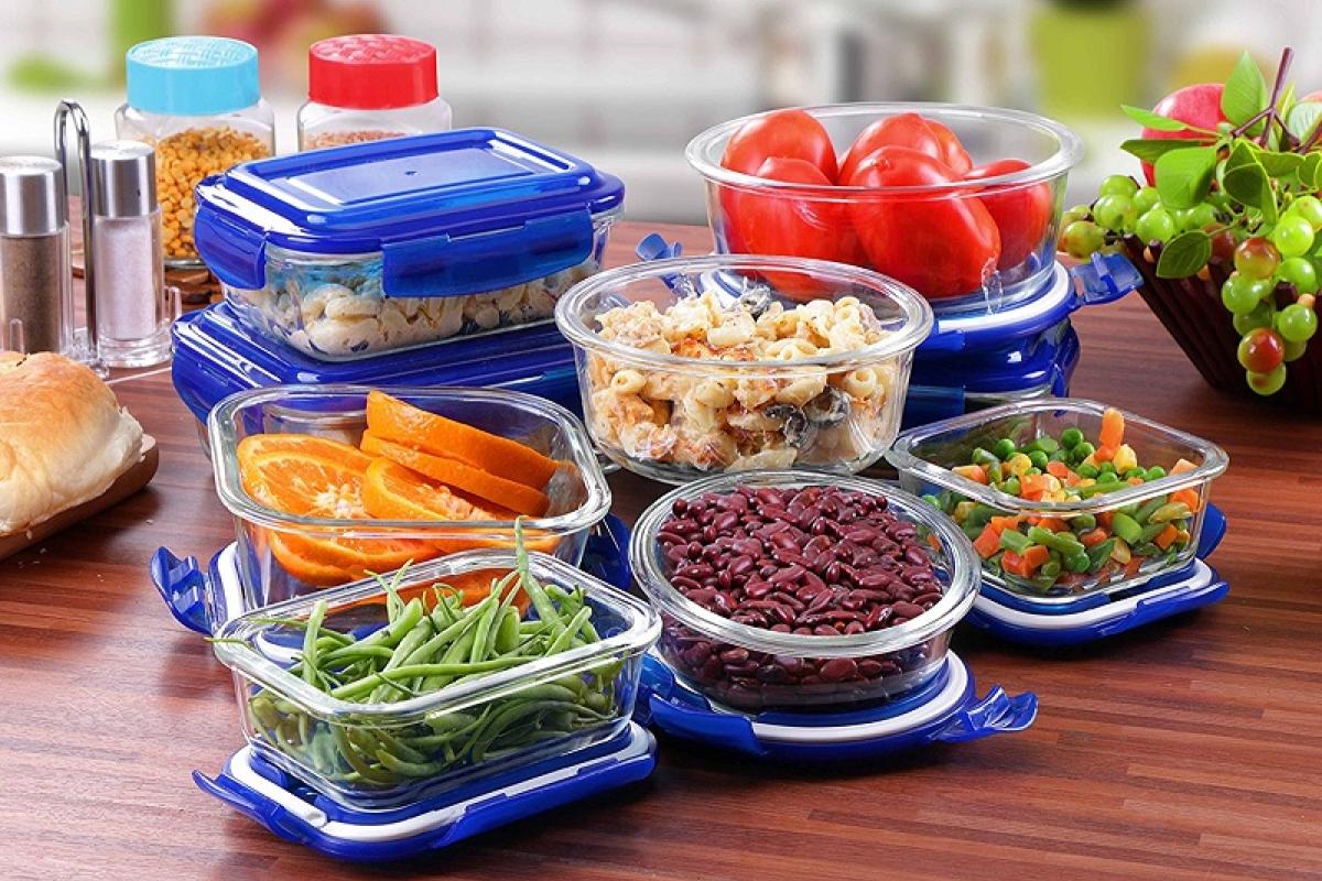 Хранение продуктов и напитков: что нужно немедленно извлечь из пластиковой посуды Хранение продуктов и напитков: что нужно немедленно извлечь из пластиковой посуды