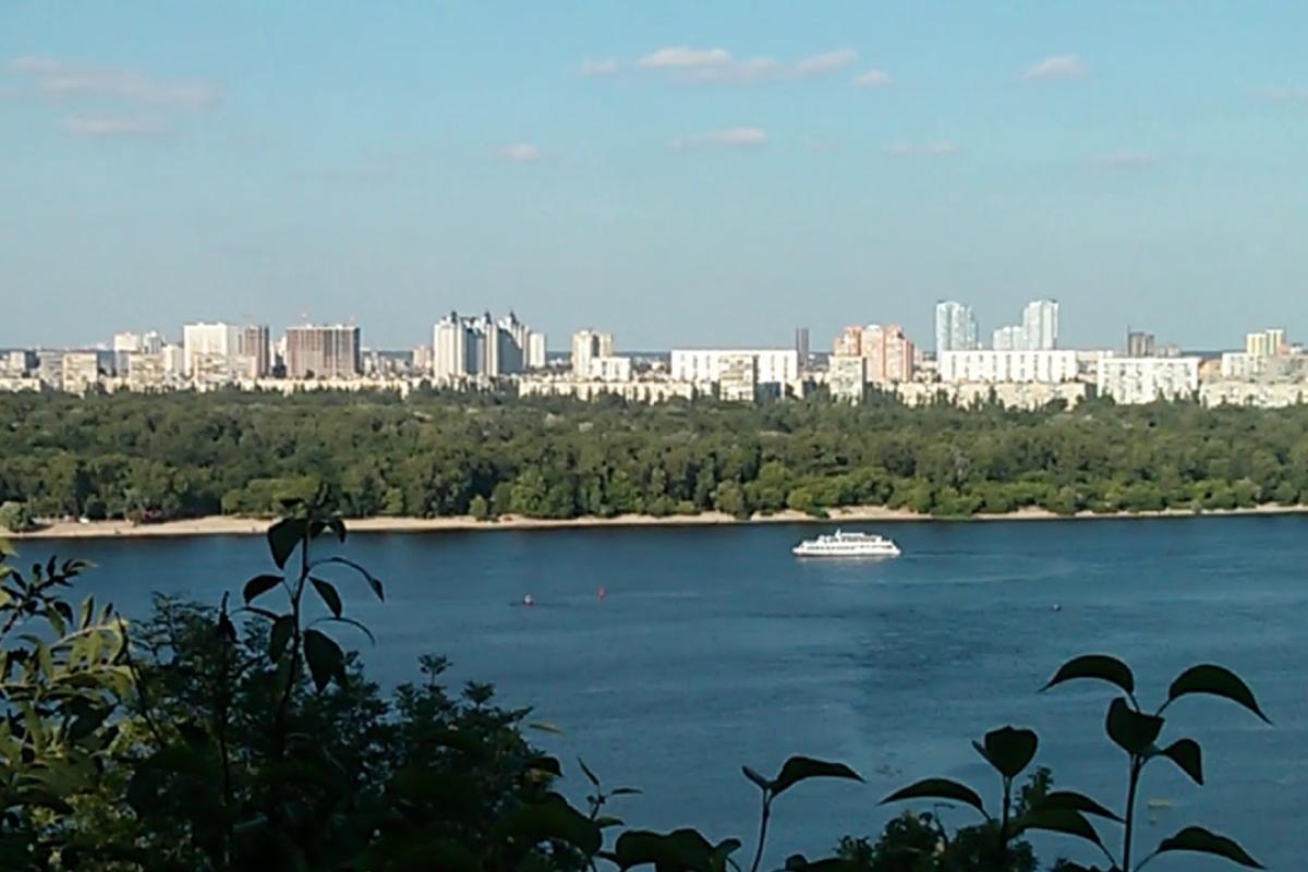 Из Киева в Беларусь планируют запустить туристический пароход Из Киева в Беларусь планируют запустить туристический пароход