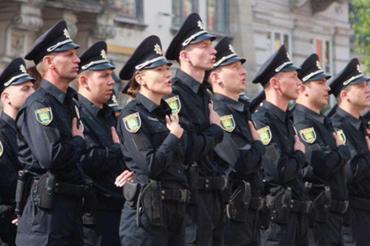 Канада собирается выделить около 1,5 миллионов долларов на поддержание Нацполиции Украины Канада собирается выделить около 1,5 миллионов долларов на поддержание Нацполиции Украины
