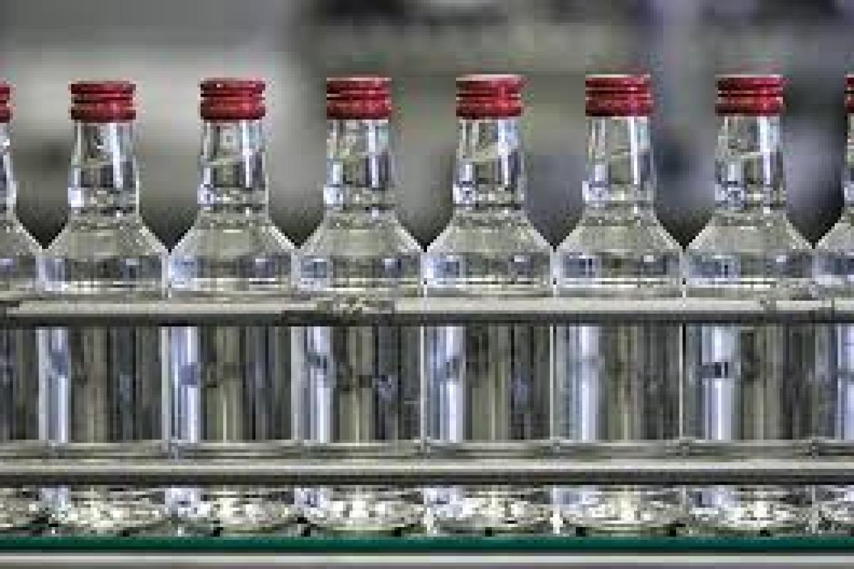 Украина вошла как лидер в рейтинг стран-экспортеров водочной продукции Украина вошла как лидер в рейтинг стран-экспортеров водочной продукции