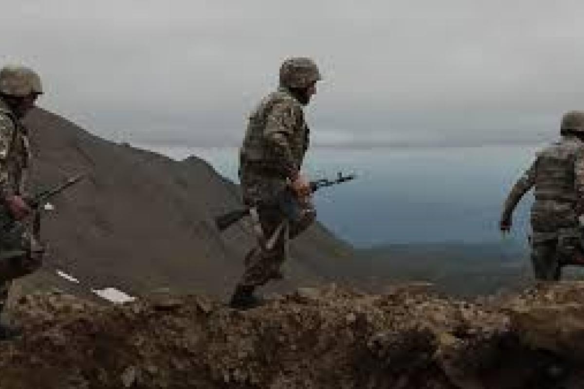 Погибли 13 военных: бои на границе Азербайджана и Армении продолжаются Погибли 13 военных: бои на границе Азербайджана и Армении продолжаются