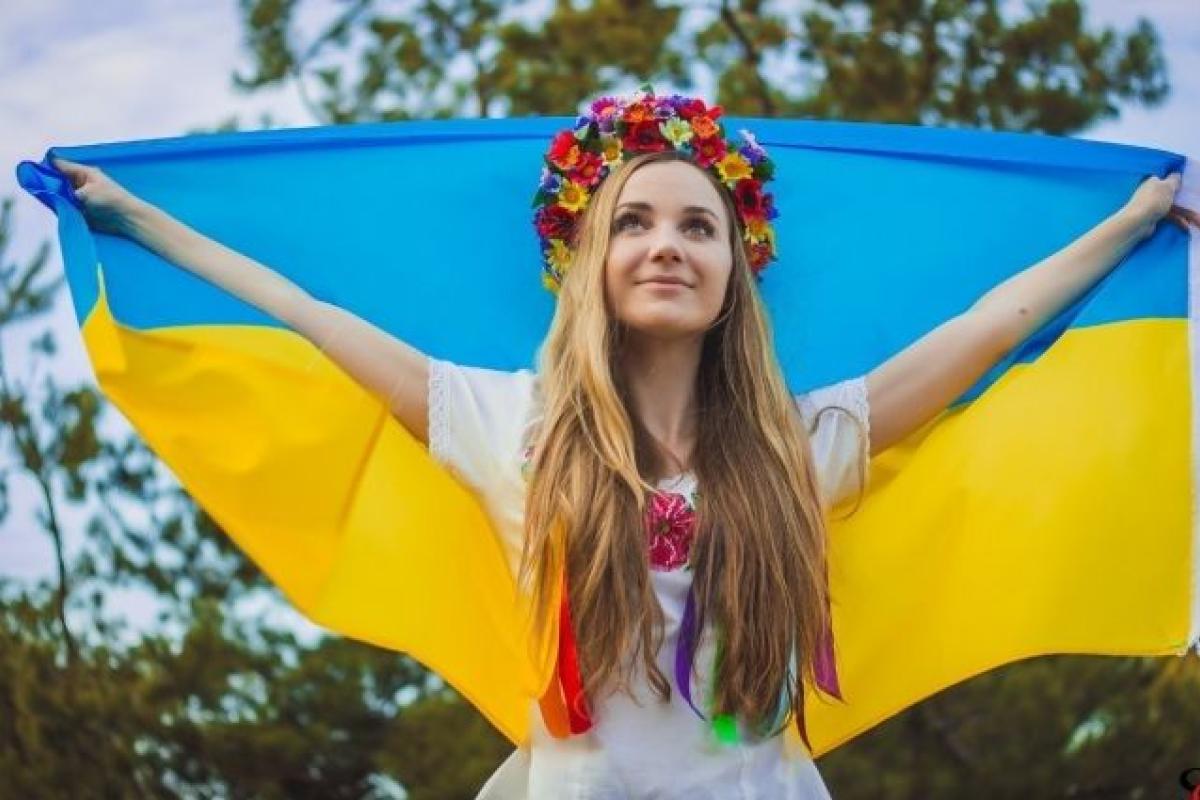 В Украине продолжает снижаться численность населения В Украине продолжает снижаться численность населения