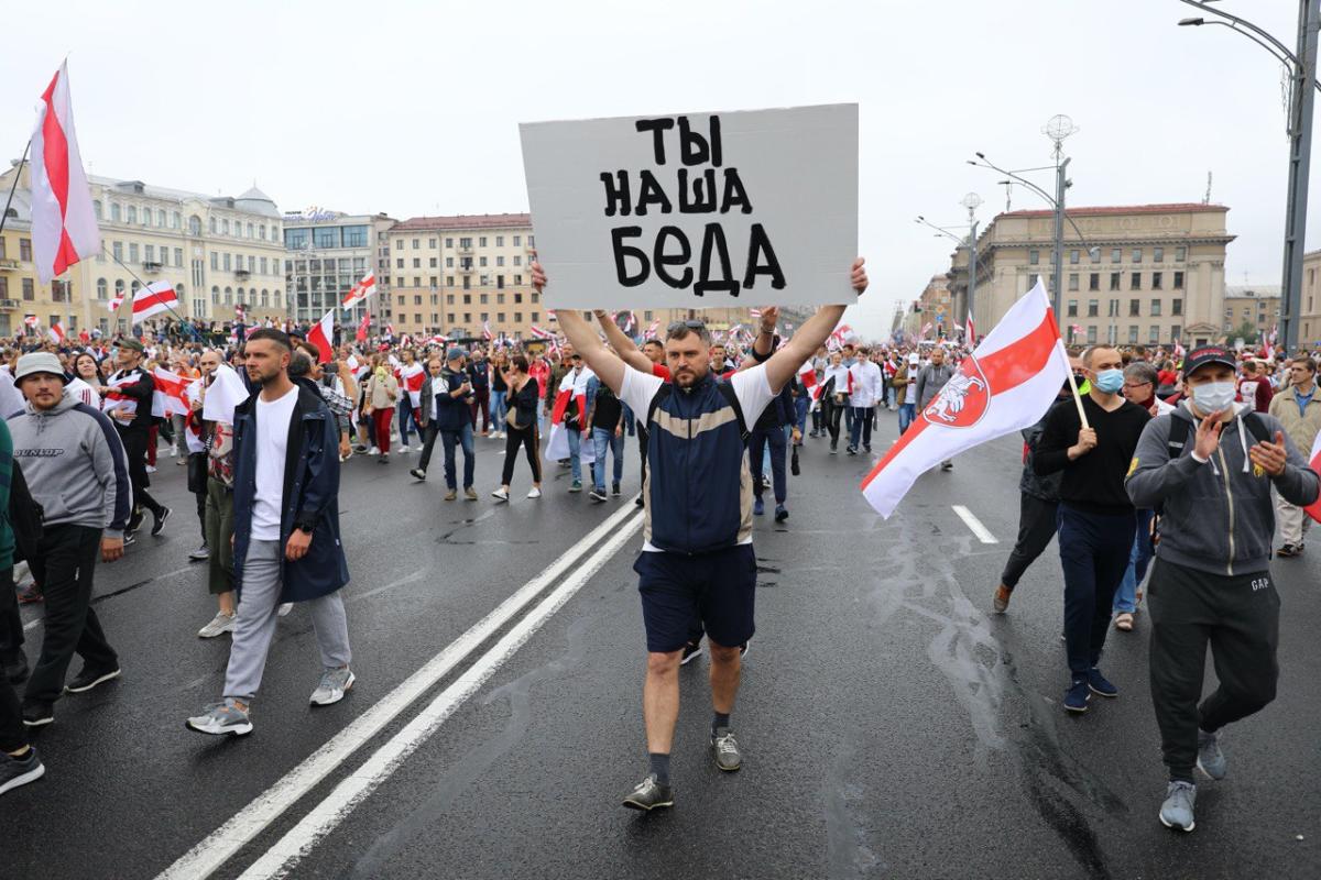 У Білорусі готуються до референдуму про зміни до Конституції У Білорусі готуються до референдуму про зміни до Конституції