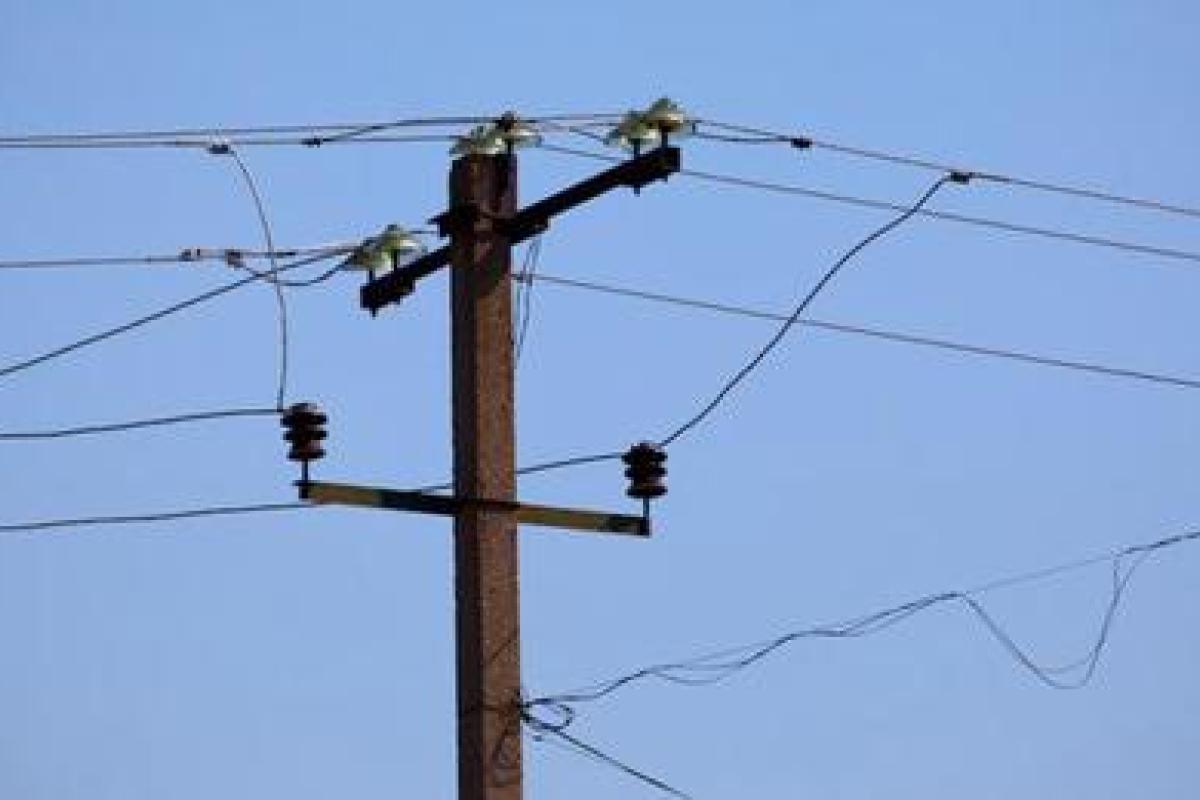 Більше ста населених пунктів України залишилися без світла через негоду Більше ста населених пунктів України залишилися без світла через негоду