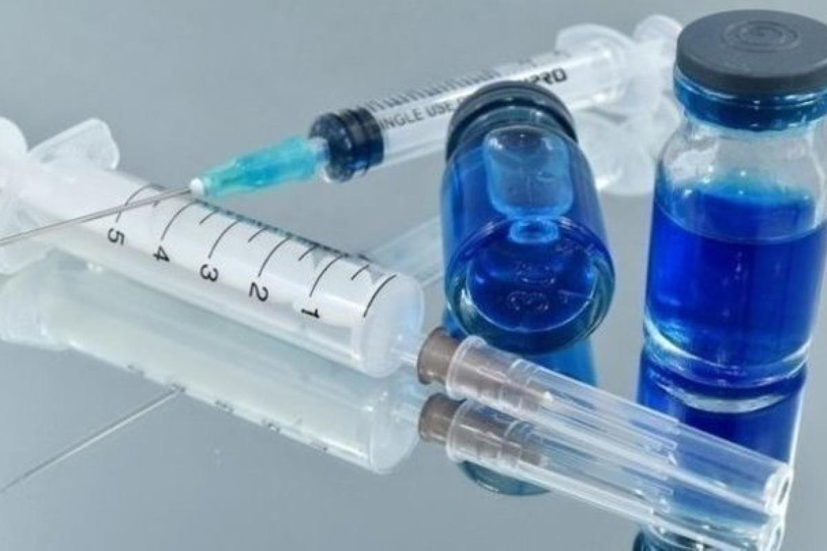 Німеччина розпочала кампанію з вакцинації від COVID-19: хто отримав вакцину першим Німеччина розпочала кампанію з вакцинації від COVID-19: хто отримав вакцину першим