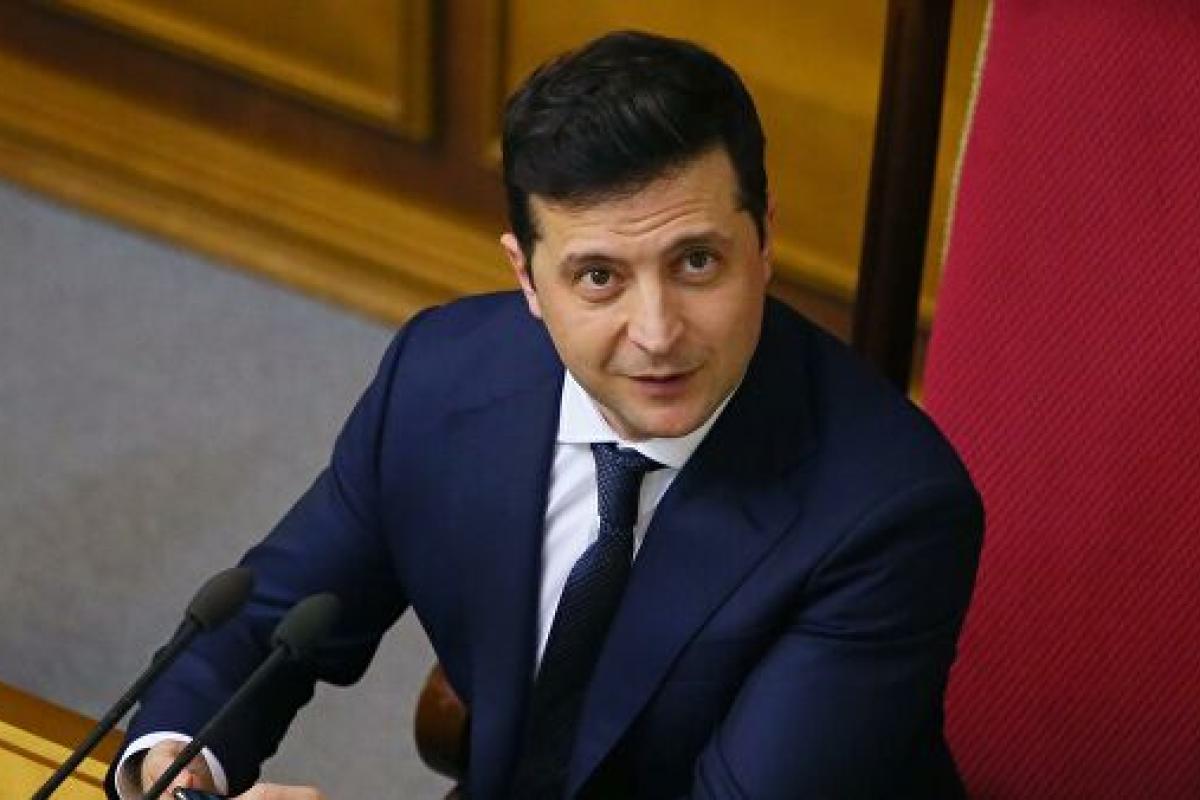 "Идет символический год": Зеленский заявил, что украинцам станет жить проще