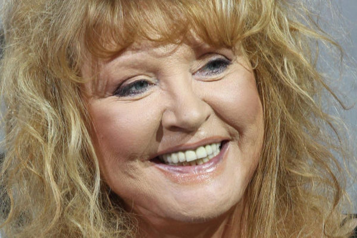 "Зачем же так пугать людей": последнее фото Аллы Пугачевой без макияжа вызвало волнения в сети "Зачем же так пугать людей": последнее фото Аллы Пугачевой без макияжа вызвало волнения в сети