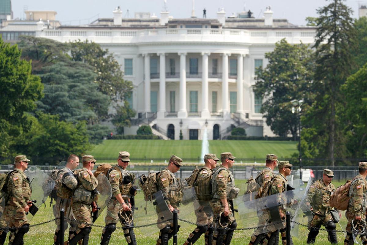 Вашингтон усиливает меры безопасности накануне инаугурации Байдена