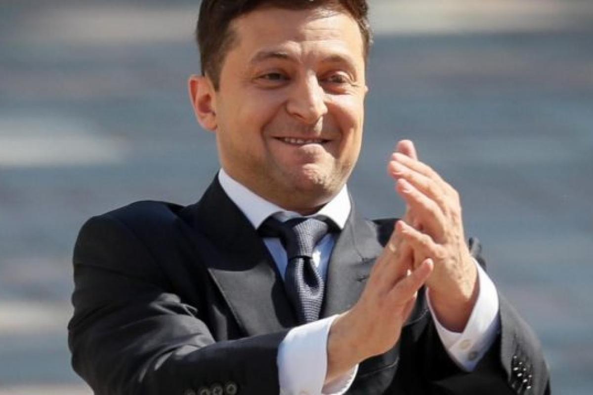 "Смотрю инаугурацию": Зеленский пригласил Байдена в "хорошо ему знакомый" Киев "Смотрю инаугурацию": Зеленский пригласил Байдена в "хорошо ему знакомый" Киев
