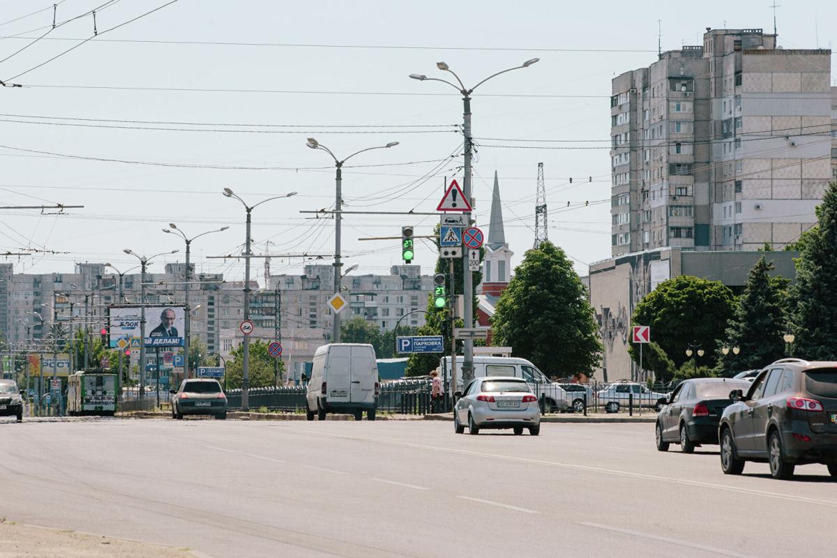 В Харькове проспект Григоренко опять переименовали в честь Жукова: детали скандального заседания горсовета В Харькове проспект Григоренко опять переименовали в честь Жукова: детали скандального заседания горсовета