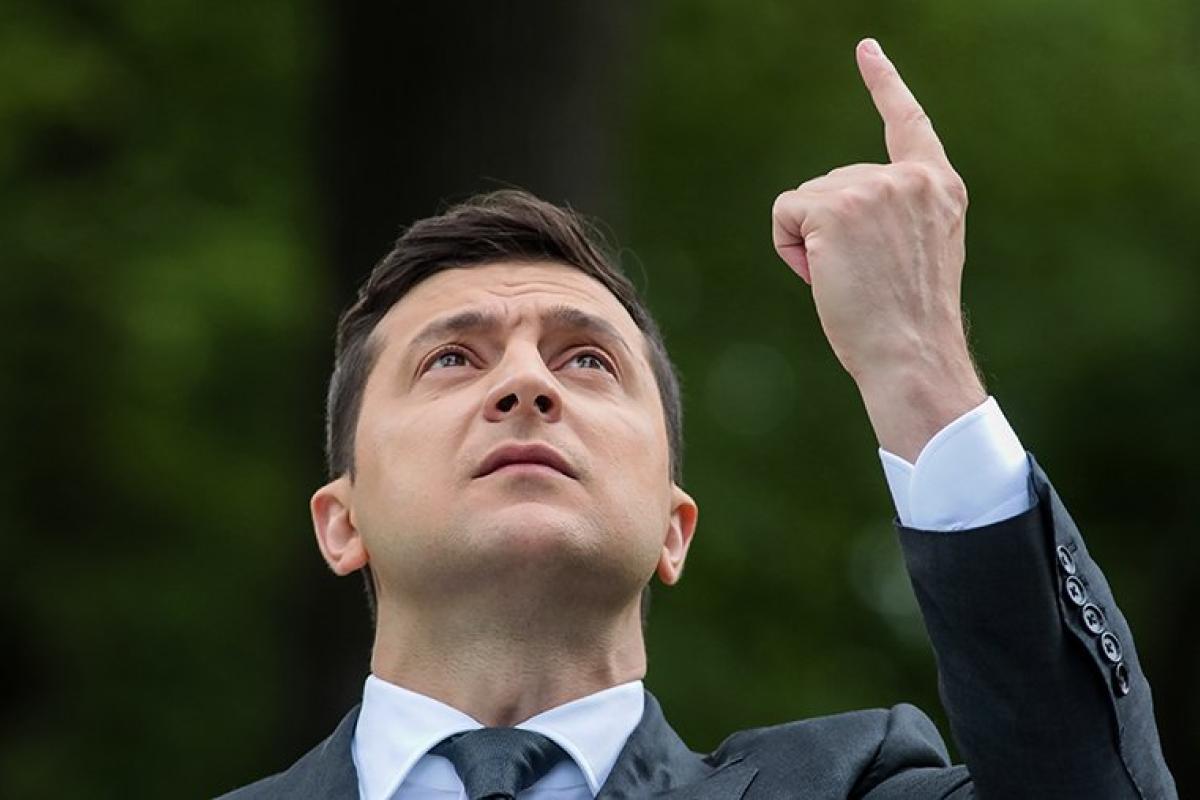 Зеленский анонсировал введение экономических паспортов для украинцев: что это значит Зеленский анонсировал введение экономических паспортов для украинцев: что это значит