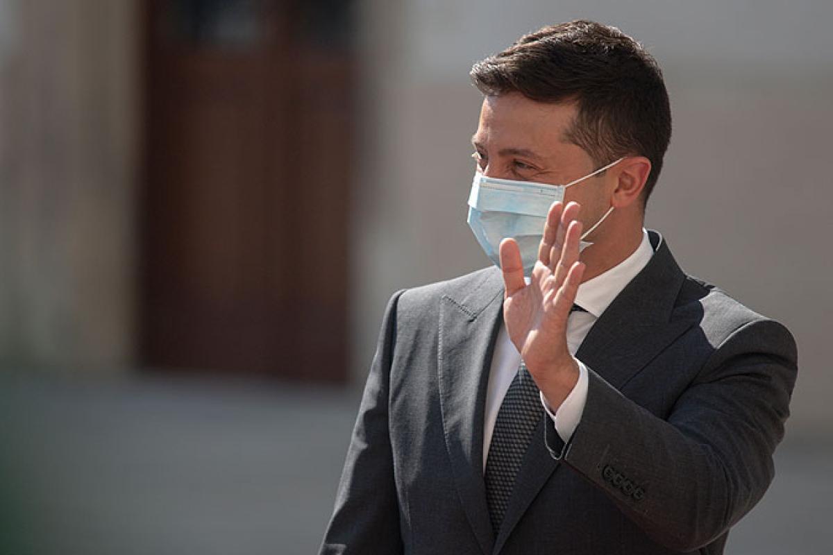 Зеленський повідомив, коли Україна отримає наступну партію вакцини Sinovac