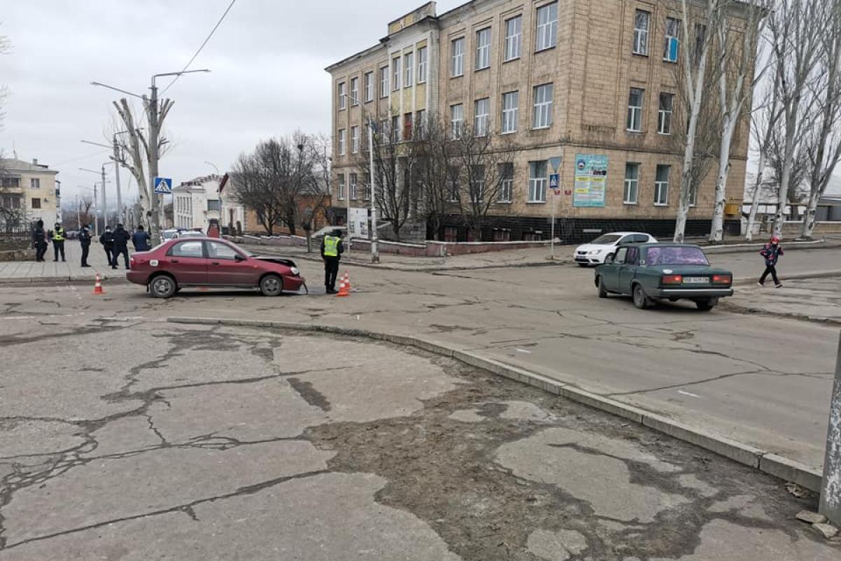 Неочевидні речі, або Що не так у Лисичанську з організацією дорожнього руху (фото) Неочевидні речі, або Що не так у Лисичанську з організацією дорожнього руху (фото)