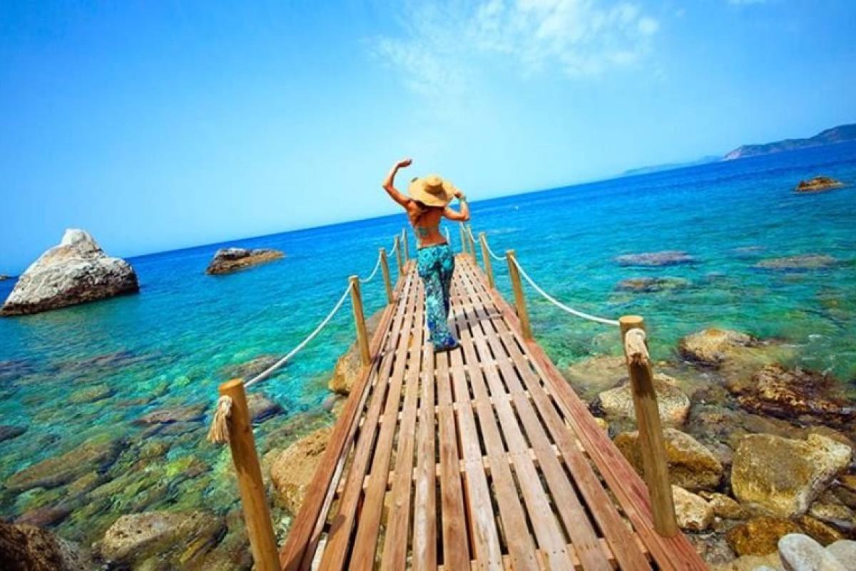 Туреччина скасовує обов'язкові ПЛР-тести на COVID-19 для українських туристів Туреччина скасовує обов'язкові ПЛР-тести на COVID-19 для українських туристів