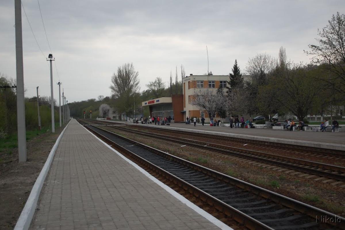 До Великодня та травневих свят з Лисичанська призначать додатковий поїзд До Великодня та травневих свят з Лисичанська призначать додатковий поїзд