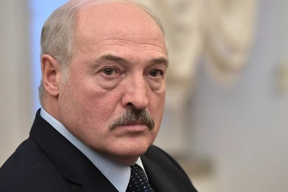 Лукашенко готує декрет про передачу влади на випадок свого вбивства Лукашенко готує декрет про передачу влади на випадок свого вбивства