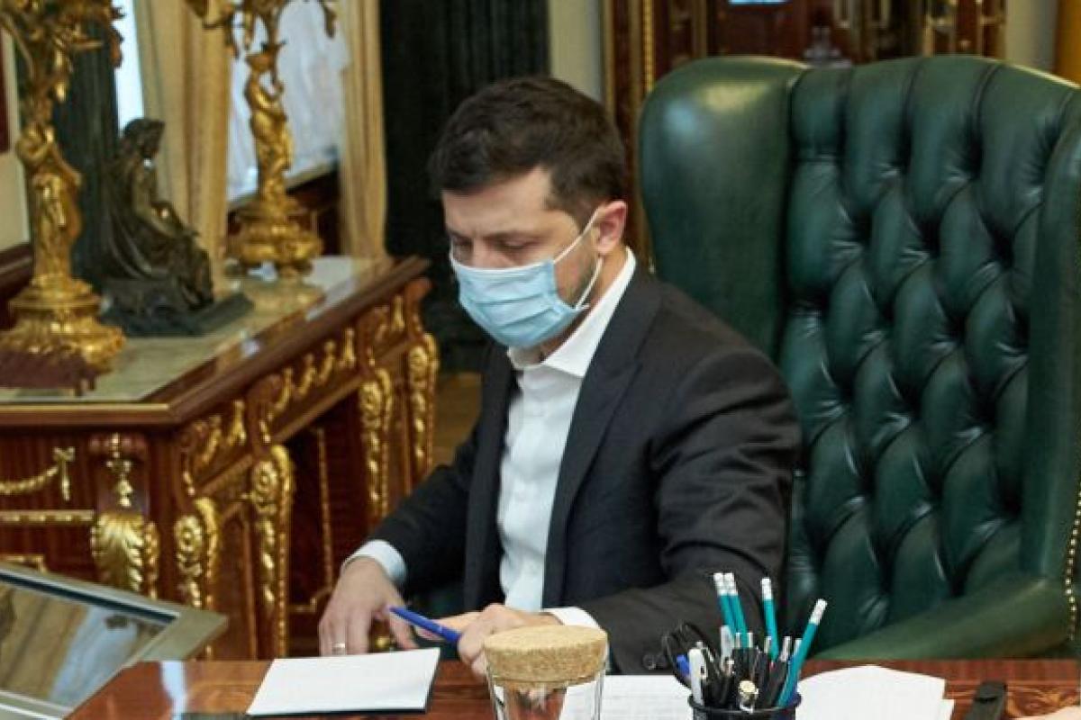 Зеленський підписав закон про всеукраїнський референдум Зеленський підписав закон про всеукраїнський референдум