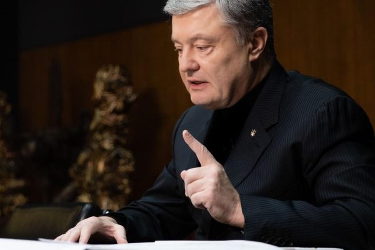 Порошенко раскритиковал идею Зеленского о проведении референдума по Донбассу Порошенко раскритиковал идею Зеленского о проведении референдума по Донбассу