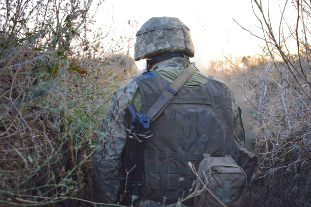 На Донбасі отримав поранення український військовослужбовець На Донбасі отримав поранення український військовослужбовець