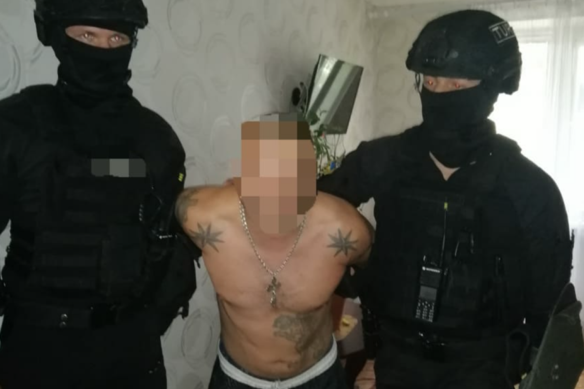 У Сєвєродонецьку раніше судимий за вбивство чоловік влаштував різанину У Сєвєродонецьку раніше судимий за вбивство чоловік влаштував різанину
