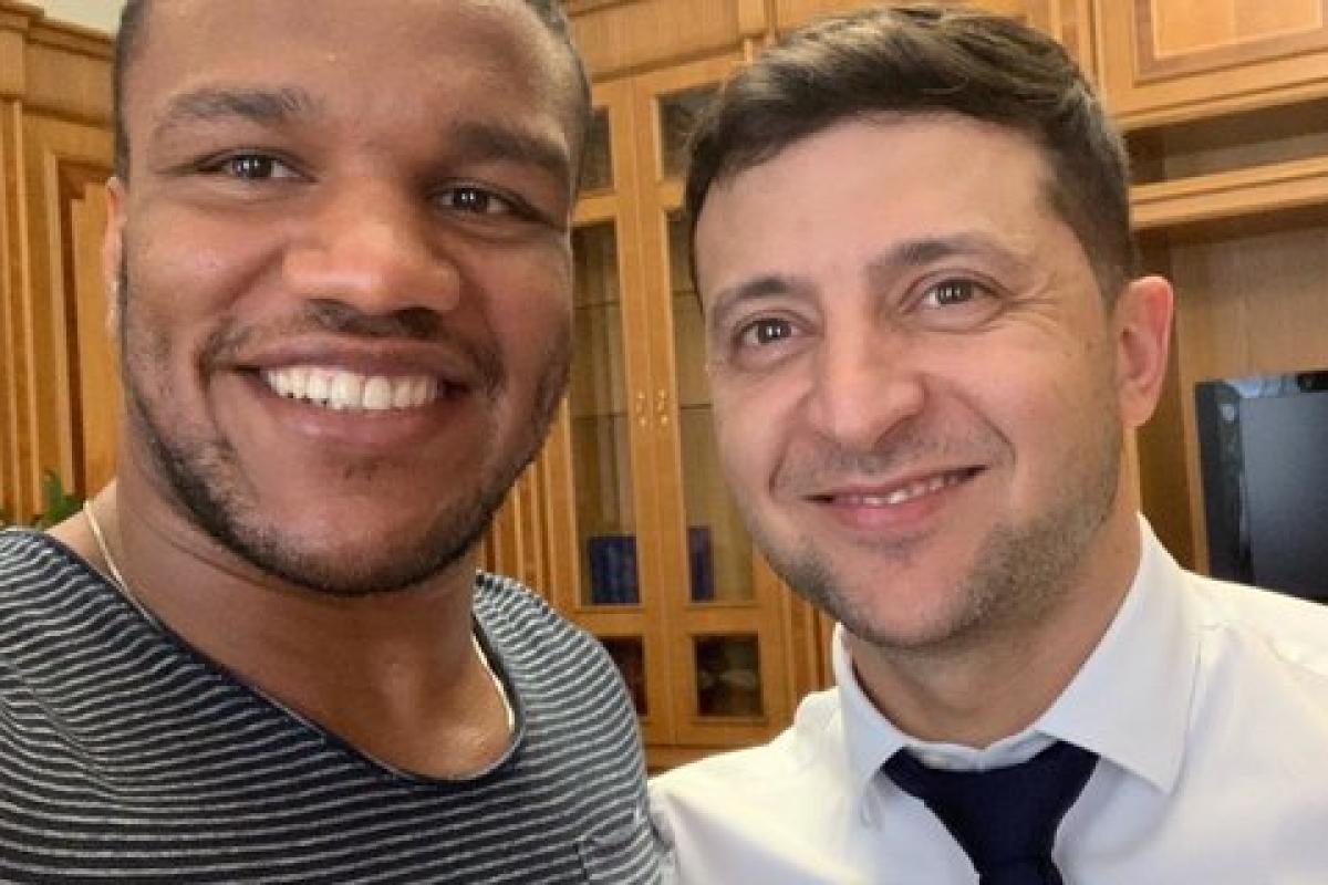 Зеленский отреагировал на нападение, которому подвергся Жан Беленюк
