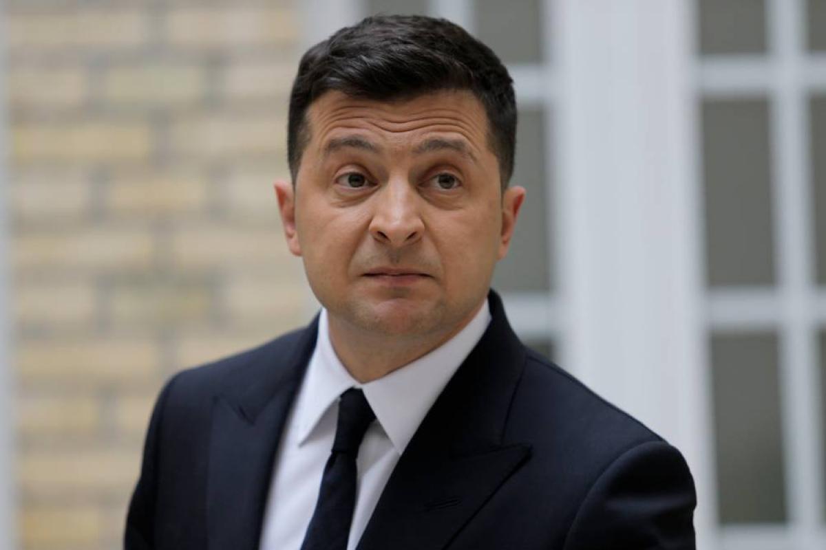 "Потрібно їхати і шукати собі місце в Росії": Зеленський звернувся до жителів окупованого Донбасу "Потрібно їхати і шукати собі місце в Росії": Зеленський звернувся до жителів окупованого Донбасу