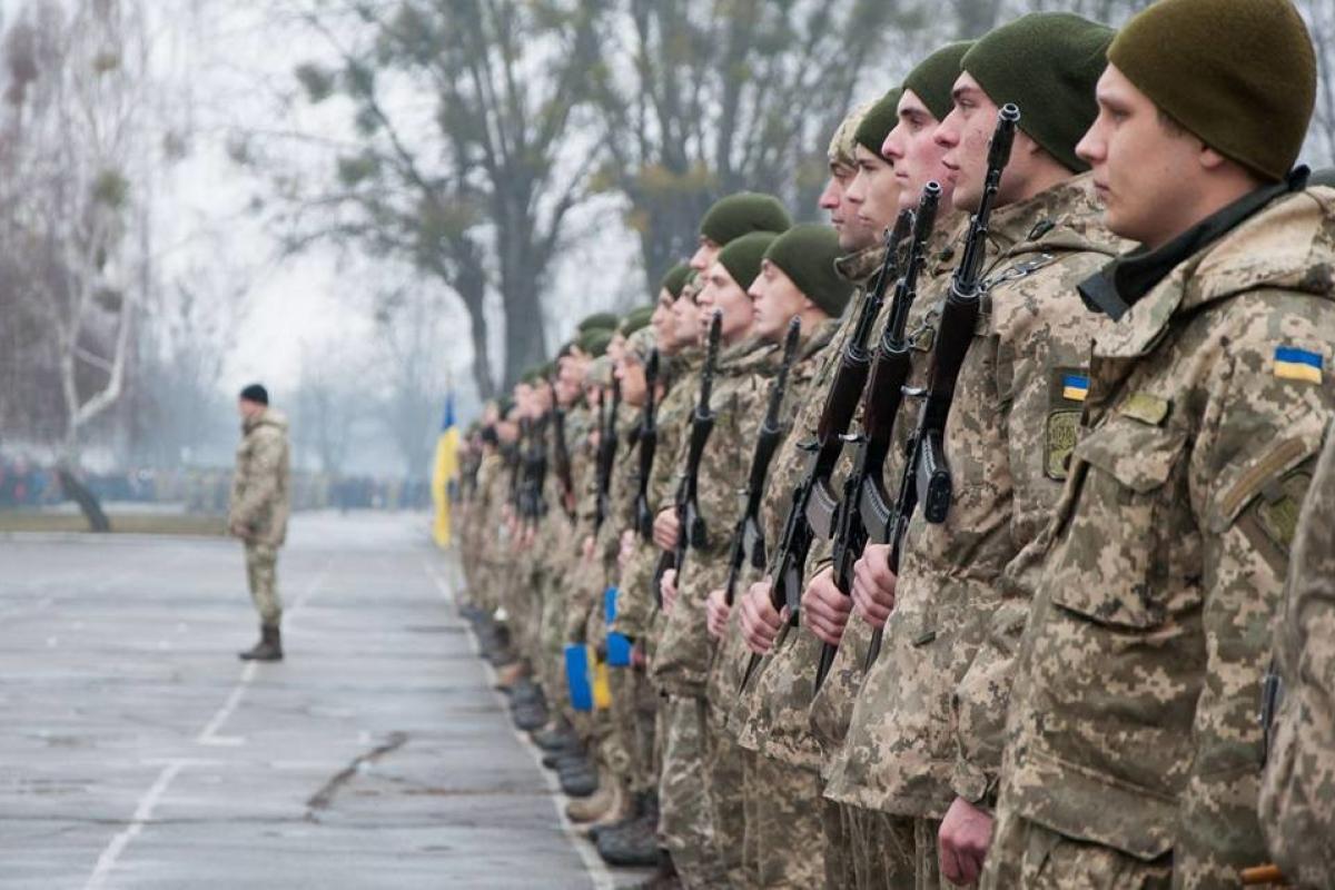 В Україні скоро стартує осінній призов до армії: терміни В Україні скоро стартує осінній призов до армії: терміни