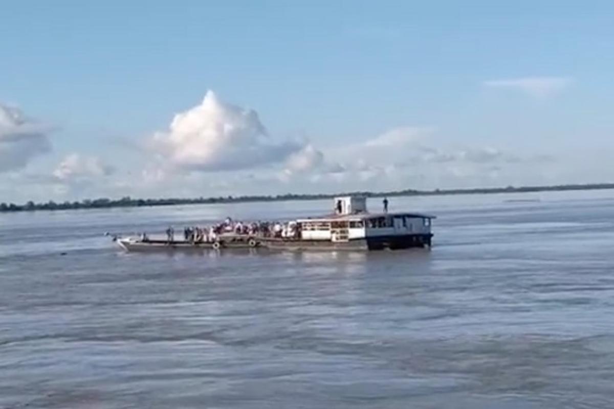 В Індії зіткнулися два пасажирські судна, є жертви В Індії зіткнулися два пасажирські судна, є жертви