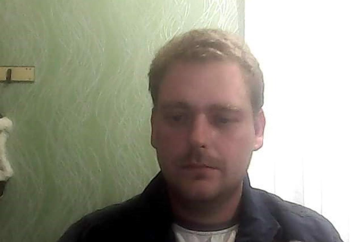 Жителей Луганщины просят помочь в розыске подозреваемого в двойном убийстве: приметы и фото Жителей Луганщины просят помочь в розыске подозреваемого в двойном убийстве: приметы и фото