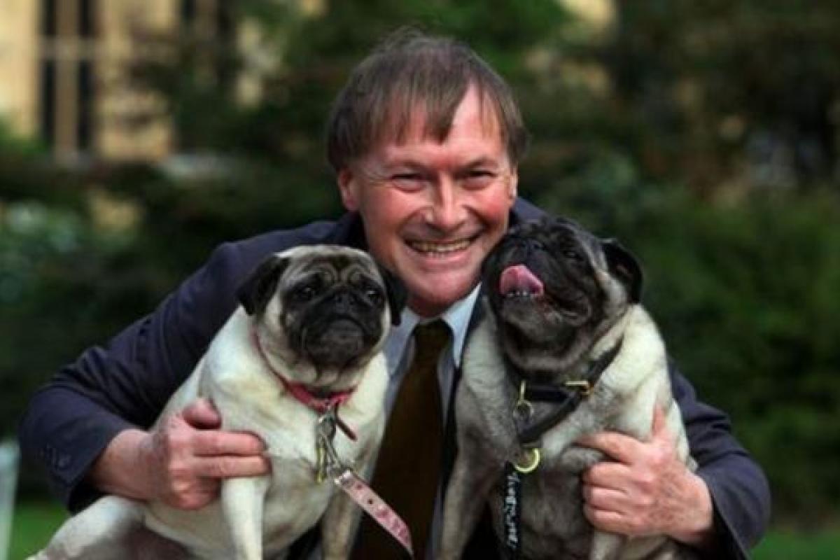 У Великобританії під час зустрічі з виборцями вбили депутата У Великобританії під час зустрічі з виборцями вбили депутата