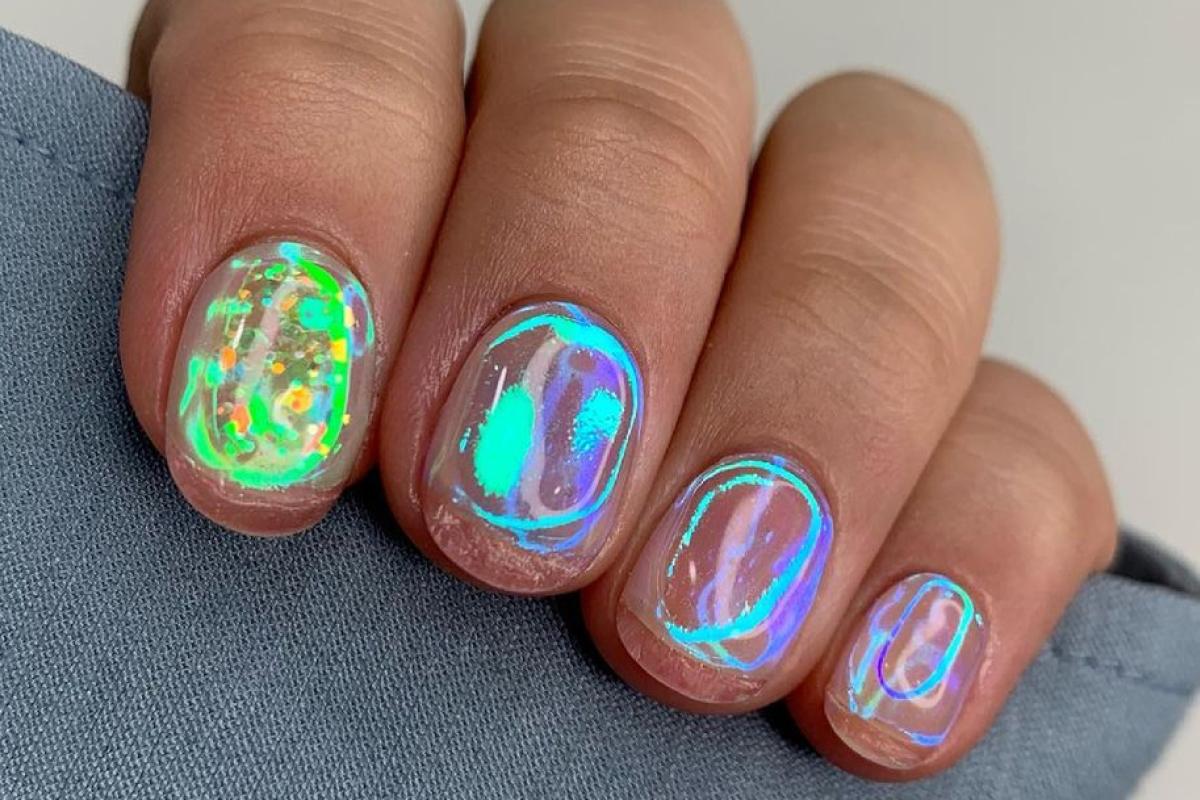 Всі будуть в захваті: новий вид манікюру завоював мережу - варто спробувати (фото, відео) Всі будуть в захваті: новий вид манікюру завоював мережу - варто спробувати (фото, відео)
