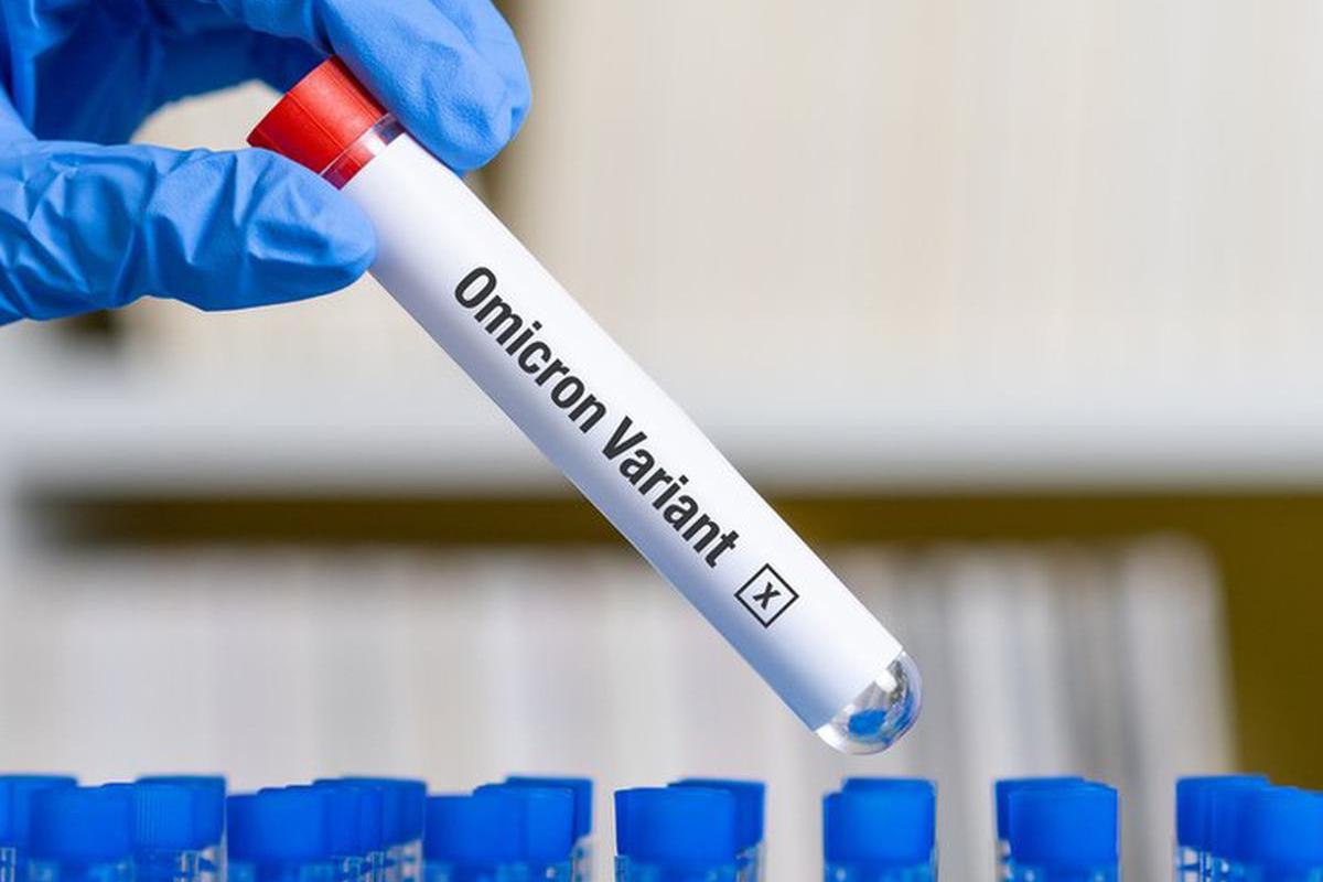 Минздрав допустил усиление карантина в Украине из-за штамма "Омикрон" Минздрав допустил усиление карантина в Украине из-за штамма "Омикрон"