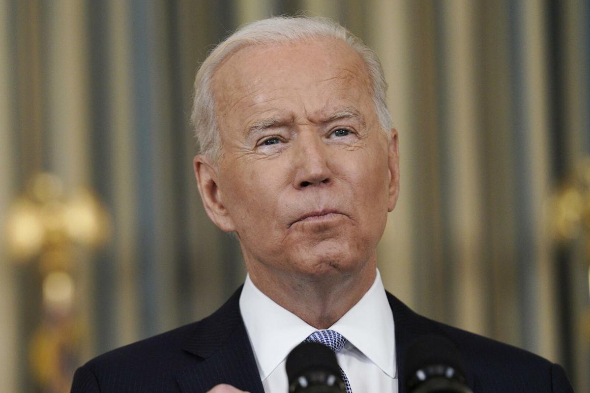 Байден в ходе переговоров пригрозил Путину "решительными мерами" в случае военной эскалации