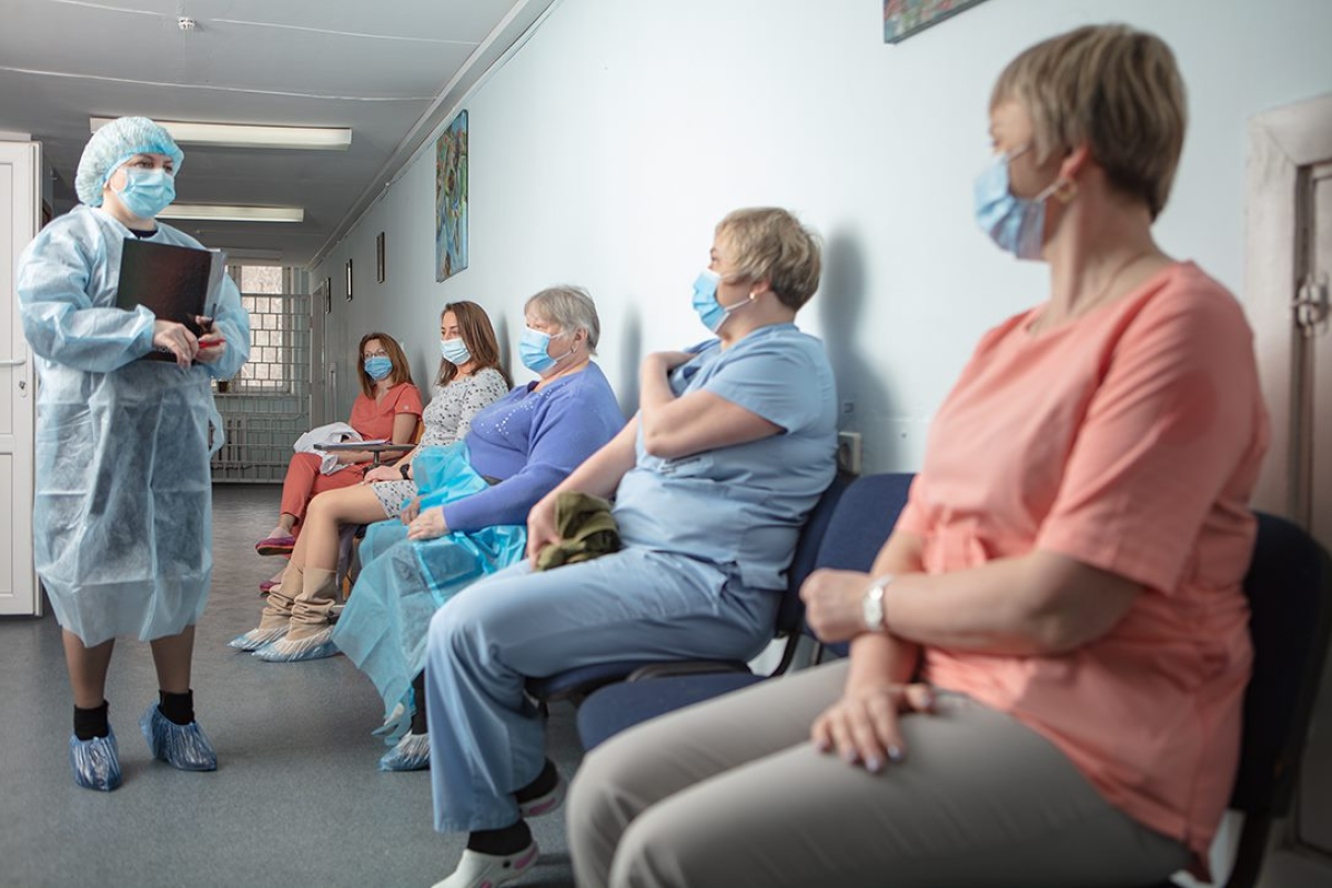 Полный курс вакцинации от COVID-19 прошли почти 91% украинских педагогов, - МОН Полный курс вакцинации от COVID-19 прошли почти 91% украинских педагогов, - МОН