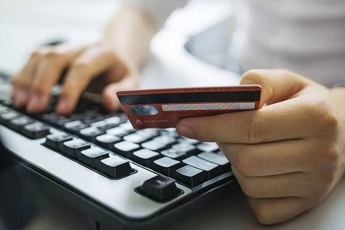 Хотів продати річ, а в підсумку втратив гроші: як шахраї обдурили жителя Сєвєродонецька Хотів продати річ, а в підсумку втратив гроші: як шахраї обдурили жителя Сєвєродонецька