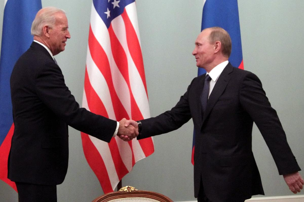 Байден позвонил Путину: говорили об Украине и угрозах войны