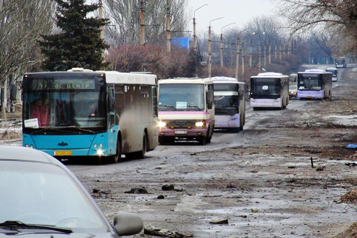 Главари боевиков "ДНР" и "ЛНР" объявили об "эвакуации" населения в Россию Главари боевиков "ДНР" и "ЛНР" объявили об "эвакуации" населения в Россию