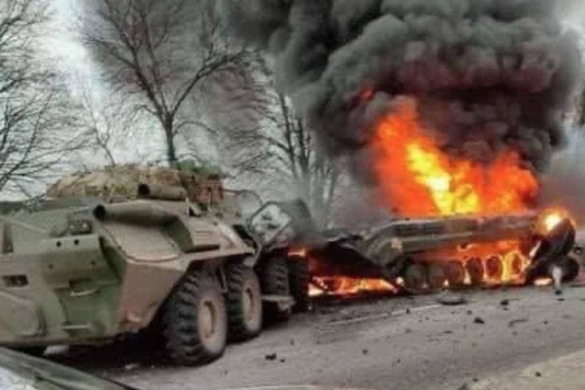 На Сумщине ВСУ уничтожили 15 российских танков, использовав Javelin На Сумщине ВСУ уничтожили 15 российских танков, использовав Javelin
