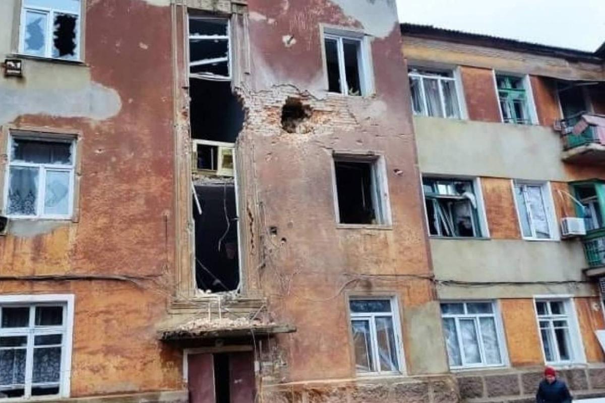 "Народ, тримайтеся": голова ВЦА Лисичанська повідомив про ситуацію з гуманітарною допомогою "Народ, тримайтеся": голова ВЦА Лисичанська повідомив про ситуацію з гуманітарною допомогою
