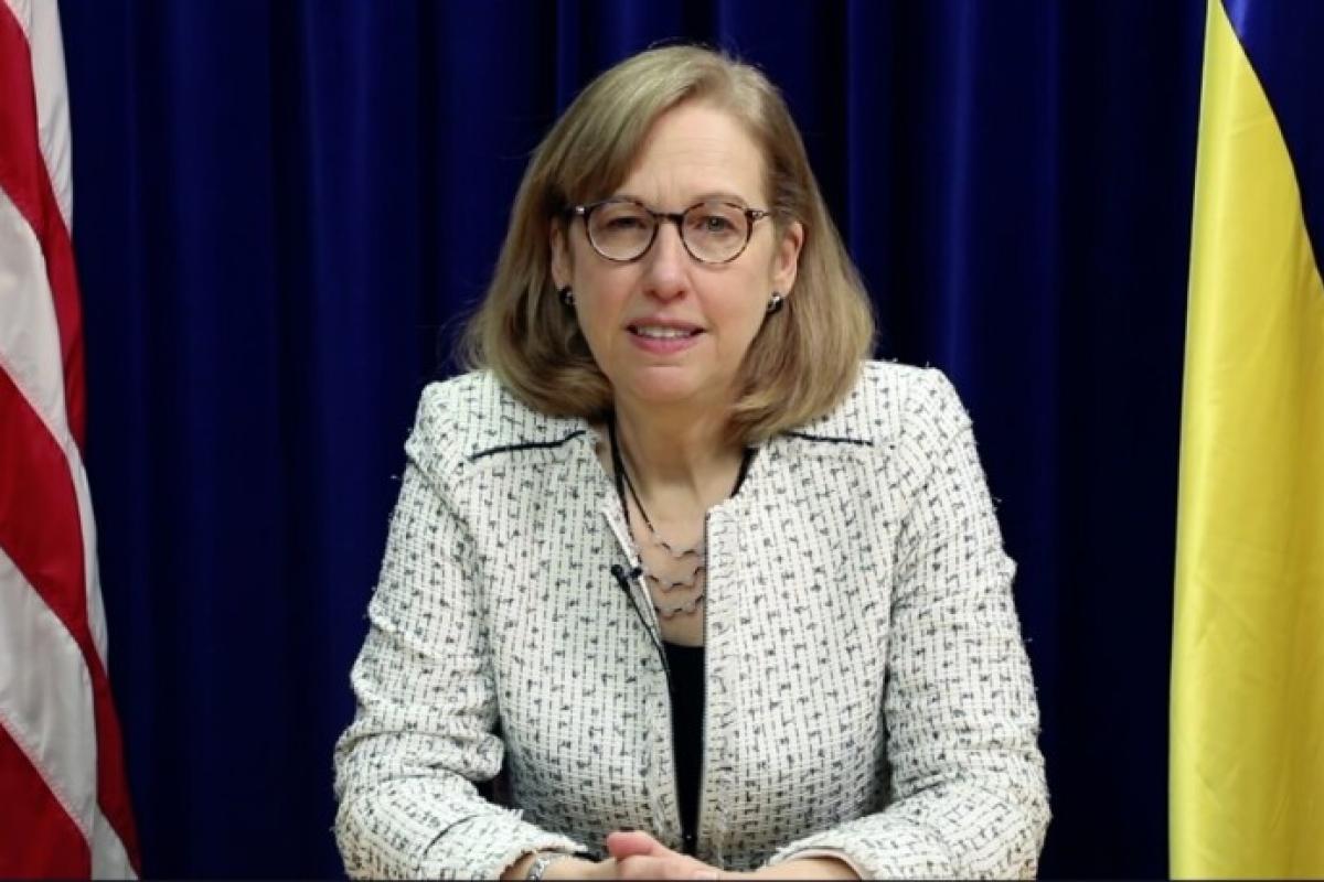 США готовы принимать участие в мирных переговорах между Украиной и Россией, - Квин США готовы принимать участие в мирных переговорах между Украиной и Россией, - Квин