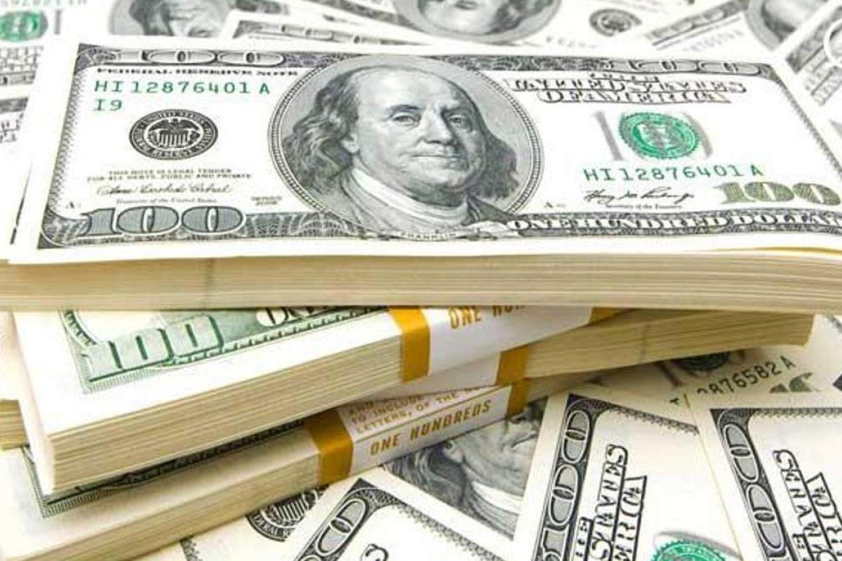 США запретили ввозить доллары на российскую территорию США запретили ввозить доллары на российскую территорию