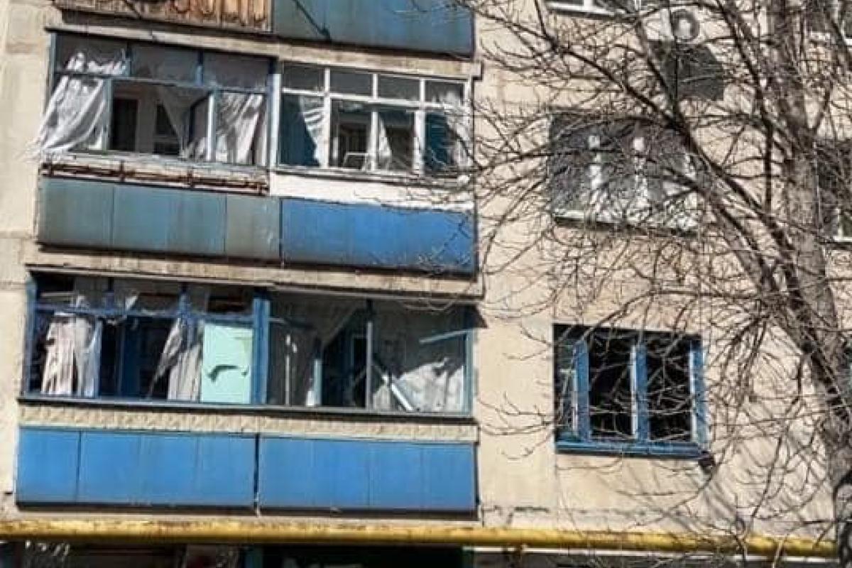 "Рашисты не перестают убивать мирных": за полдня на Луганщине пять погибших, восемь раненых "Рашисты не перестают убивать мирных": за полдня на Луганщине пять погибших, восемь раненых