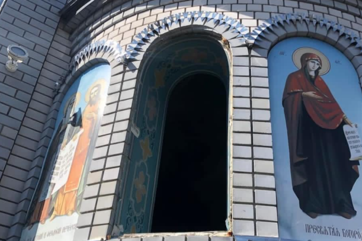 На Луганщині окупанти обстріляли дві церкви, - Гайдай На Луганщині окупанти обстріляли дві церкви, - Гайдай