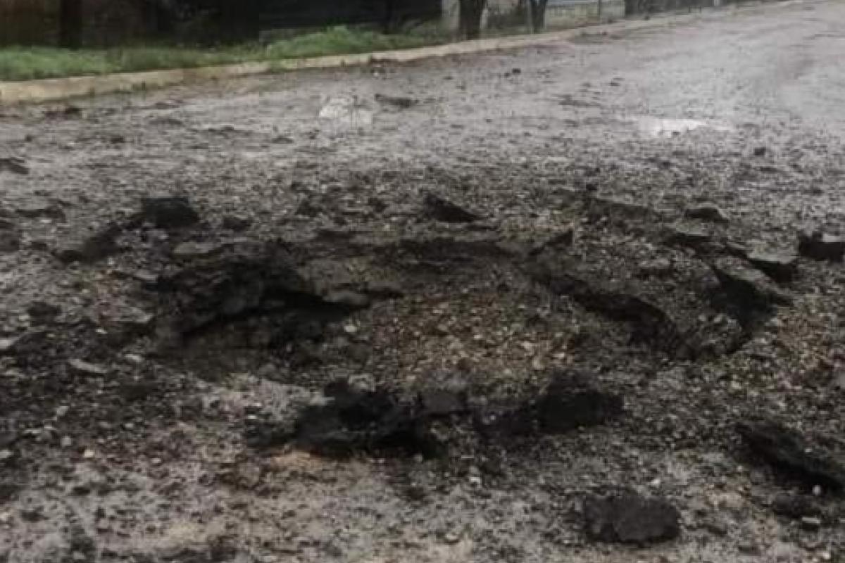 Окупанти обстріляли Золоте на Луганщині: загинуло двоє людей Окупанти обстріляли Золоте на Луганщині: загинуло двоє людей