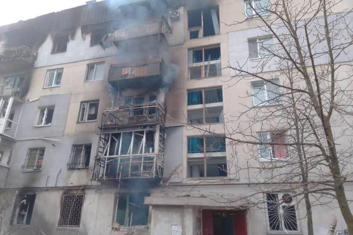 Нові обстріли, жертви та мародерство: про поточну ситуацію в Луганській області Нові обстріли, жертви та мародерство: про поточну ситуацію в Луганській області