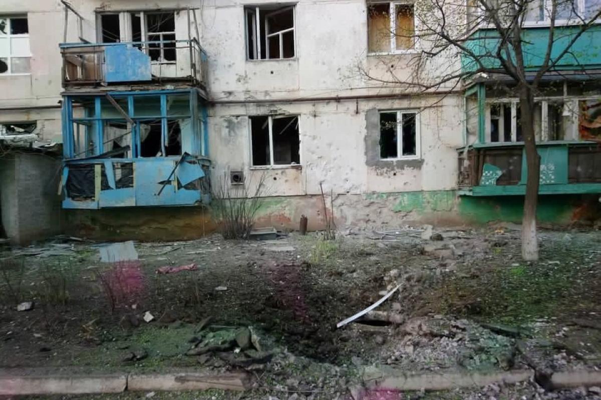 В Золотом на Луганщине в результате обстрелов погибли еще четыре человека В Золотом на Луганщине в результате обстрелов погибли еще четыре человека