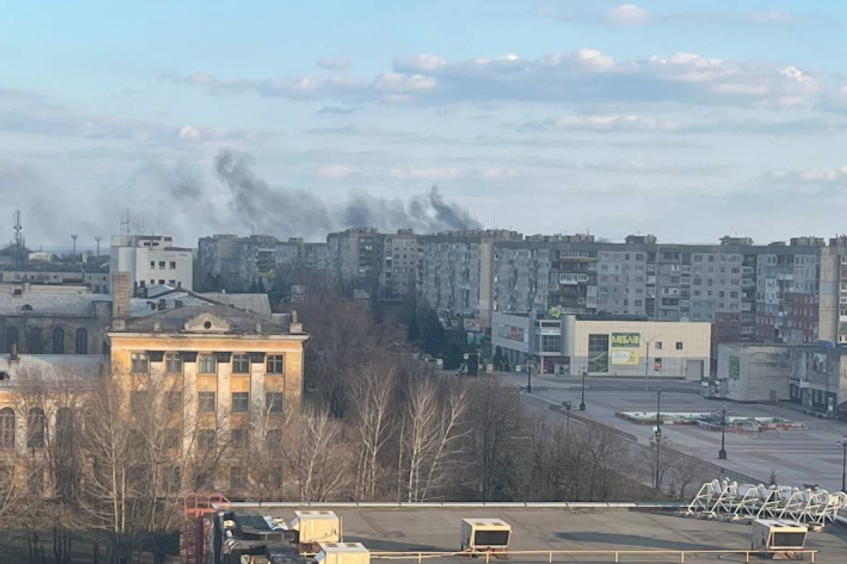 "Немедленно нужно уезжать": центральная часть Лисичанска попала под обстрел "Немедленно нужно уезжать": центральная часть Лисичанска попала под обстрел
