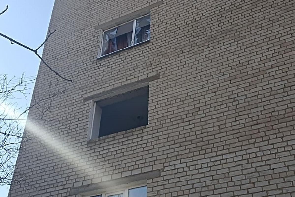 Мешканці Сєвєродонецька можуть отримати матеріали, щоб закрити вибиті вікна