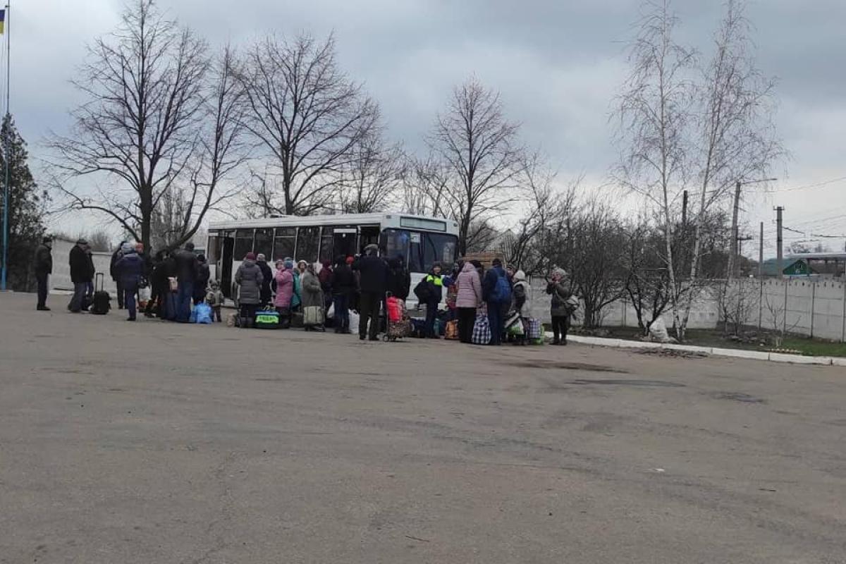 На 7 квітня із Луганської області заплановано черговий евакуаційний поїзд